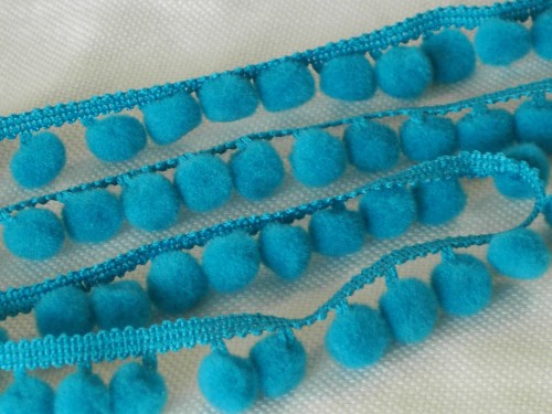 taśma pomponikowa 517 turkus.jpg