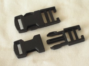 KLAMRA PLASTIKOWA 25 mm