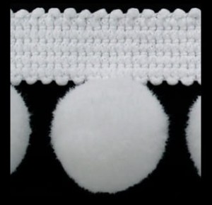 tasiemka ozdobna z pomponikami 20mm TAŚMA BIAŁA   10cm